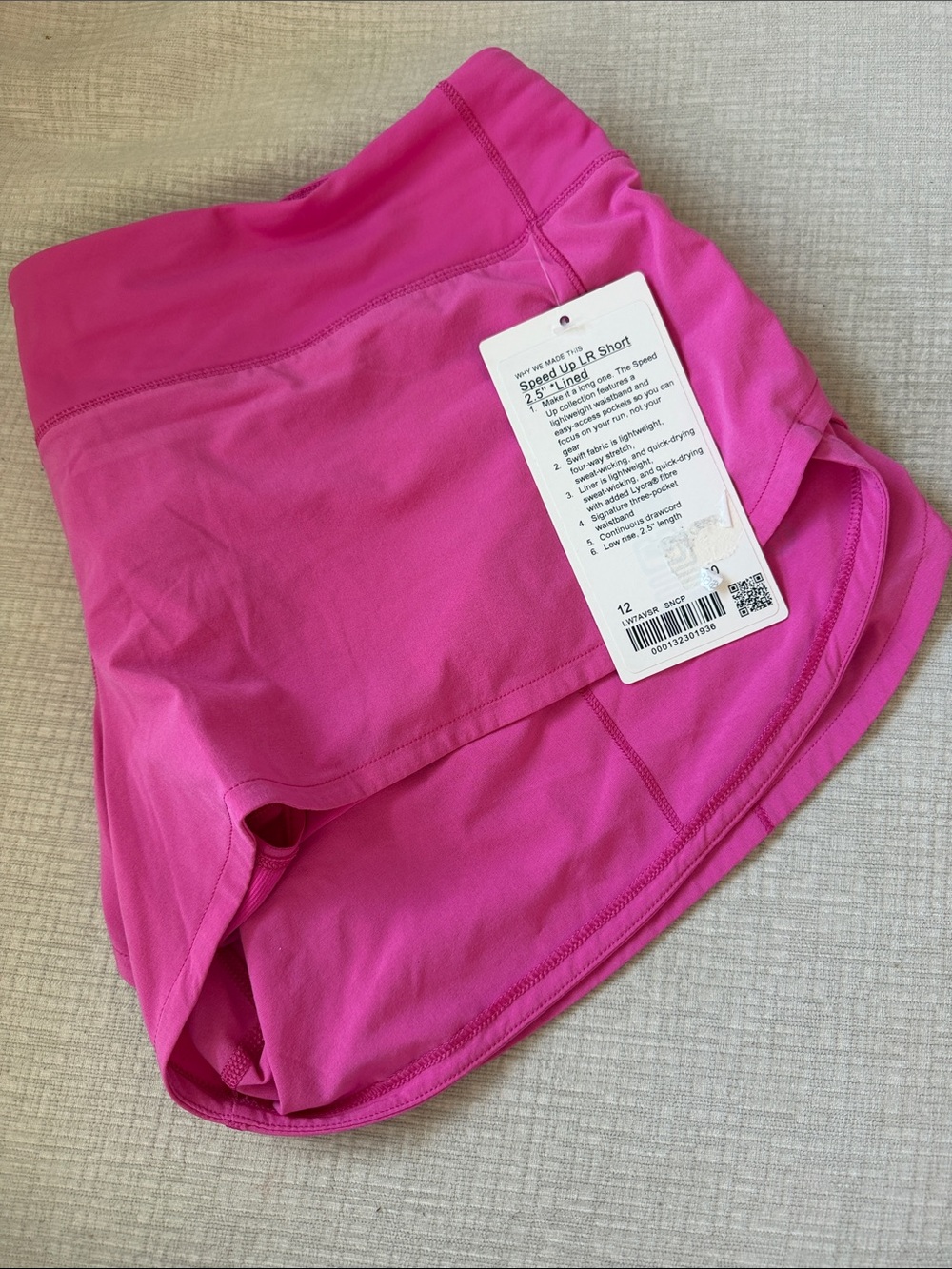 Lululemon Women's Pink shorts - Picture 2 of 4